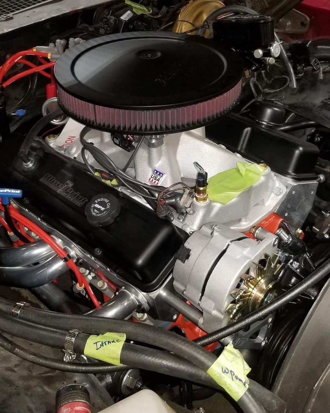 ストーン・コールド・スティーブ・オースチンのインスタグラム：「BSR Z-28 is 95% complete.  @blueprint_engines 427 Stroker is in and ready for ignition. 540hp and 535 torque. Chevy Nate @natesprecision rebuilt the Turbo 400 transmission and is ready to build exhaust.  I am almost finished filming Straight Up Steve Austin and cannot wait to drive this thing.   @natesprecision @ctpconcepts  @blueprint_engines @rocketracingwheels @ridetechsuspension @wilwooddiscbrakes @patriotexhaustproducts  @dakota_digital  @1daywrapsdotcom  #car #usa #america 🇺🇸🦅🇺🇸」