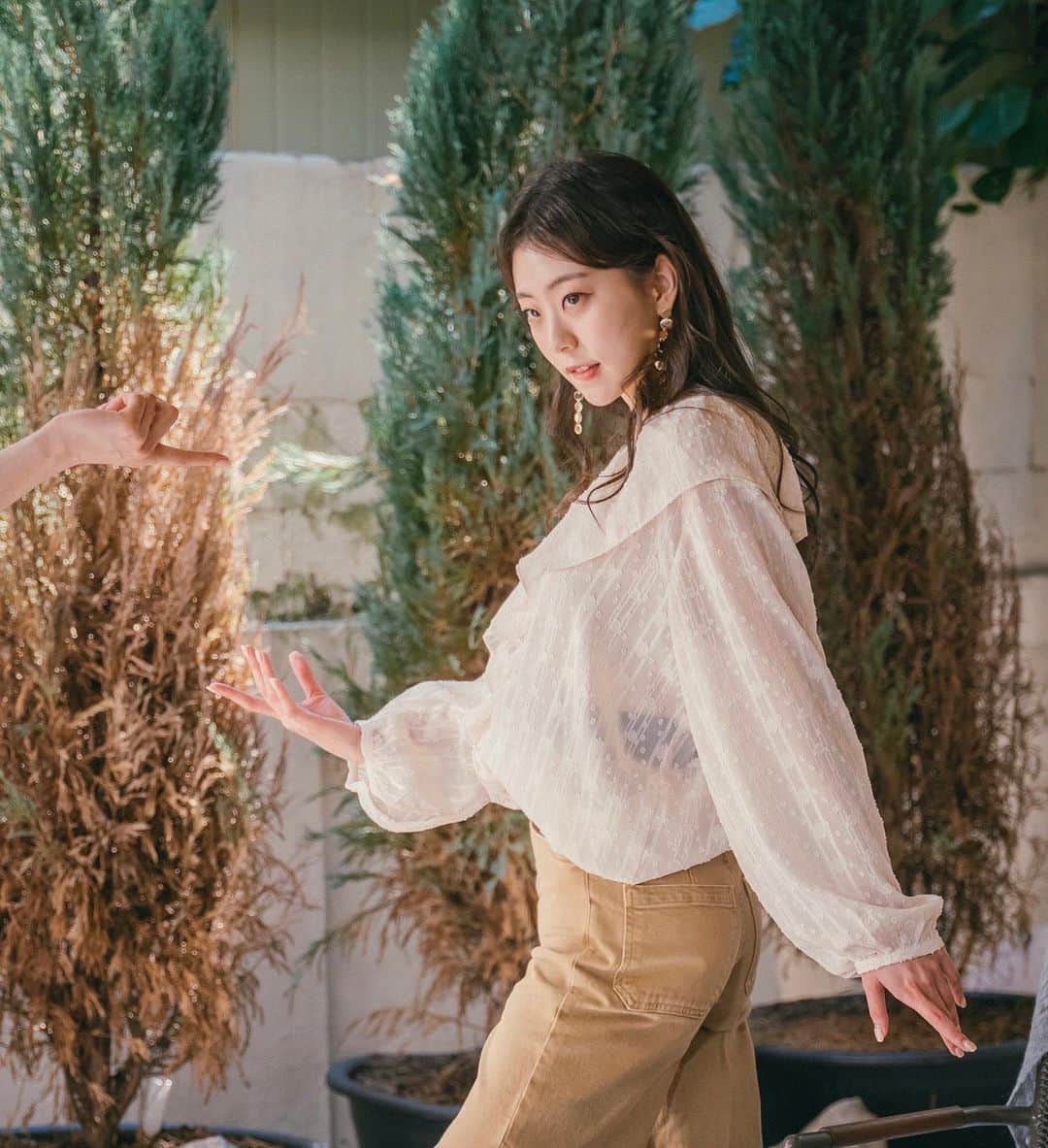 郭珉整のインスタグラム：「ㅋㅋㅋㅋㅋㅋㅋㅋㅋㅋㅋㅋ #카메라잡아먹기 #쉽지가않넼ㅋㅋ」