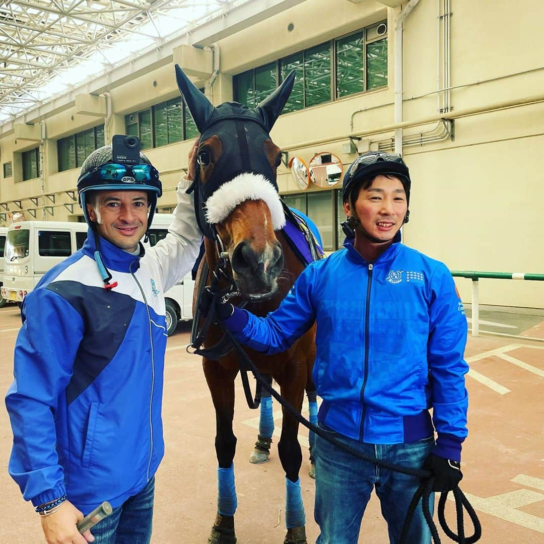 クリストフ・ルメールさんのインスタグラム写真 - (クリストフ・ルメールInstagram)「All is set for a Royal Rumble on sunday ! #tokyoracecourse#tennosho#Almondeye#jra#teamwork#horseracing#ルメール」10月28日 10時08分 - christophelemaire_officiel