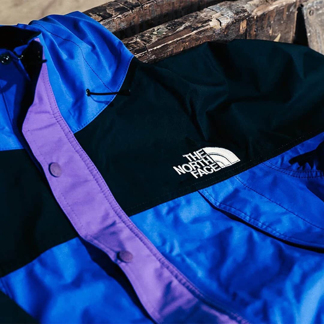 HYPEBEASTさんのインスタグラム写真 - (HYPEBEASTInstagram)「@hypebeaststyle: @thenorthfacejp is kicking off the cold-weather season with its Repair Shop program, mending worn-out favorites with sturdy new details. Athletes and adventurers like Naoki Ishikawa, have joined already with some of their old favorites. These items — ranging from Denali fleece jackets to mountain parkas and hoodies — feature wear and tear from years of abuse on the trails, hills, mountains, and streams, but TNF has made them good as new by covering and replacing damaged areas with fresh panels resulting in colorful patchwork and unnoticeable repair jobs. The North Face’s Repair Shop initiative will be held from November 5-9 at The North Face Standard Futakotamagawa, while online repair begins October 28. ⁠⠀ Photo The North Face」10月28日 10時42分 - hypebeast