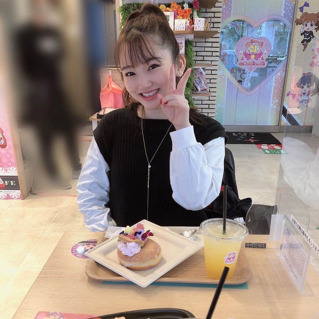 日下部美愛のインスタグラム：「愛しの玲奈の誕生日🎂  #japan #model #photo #me #hair #fashion #makeup #followme #instagood #camera #instadaily #dailylook #久保玲奈」