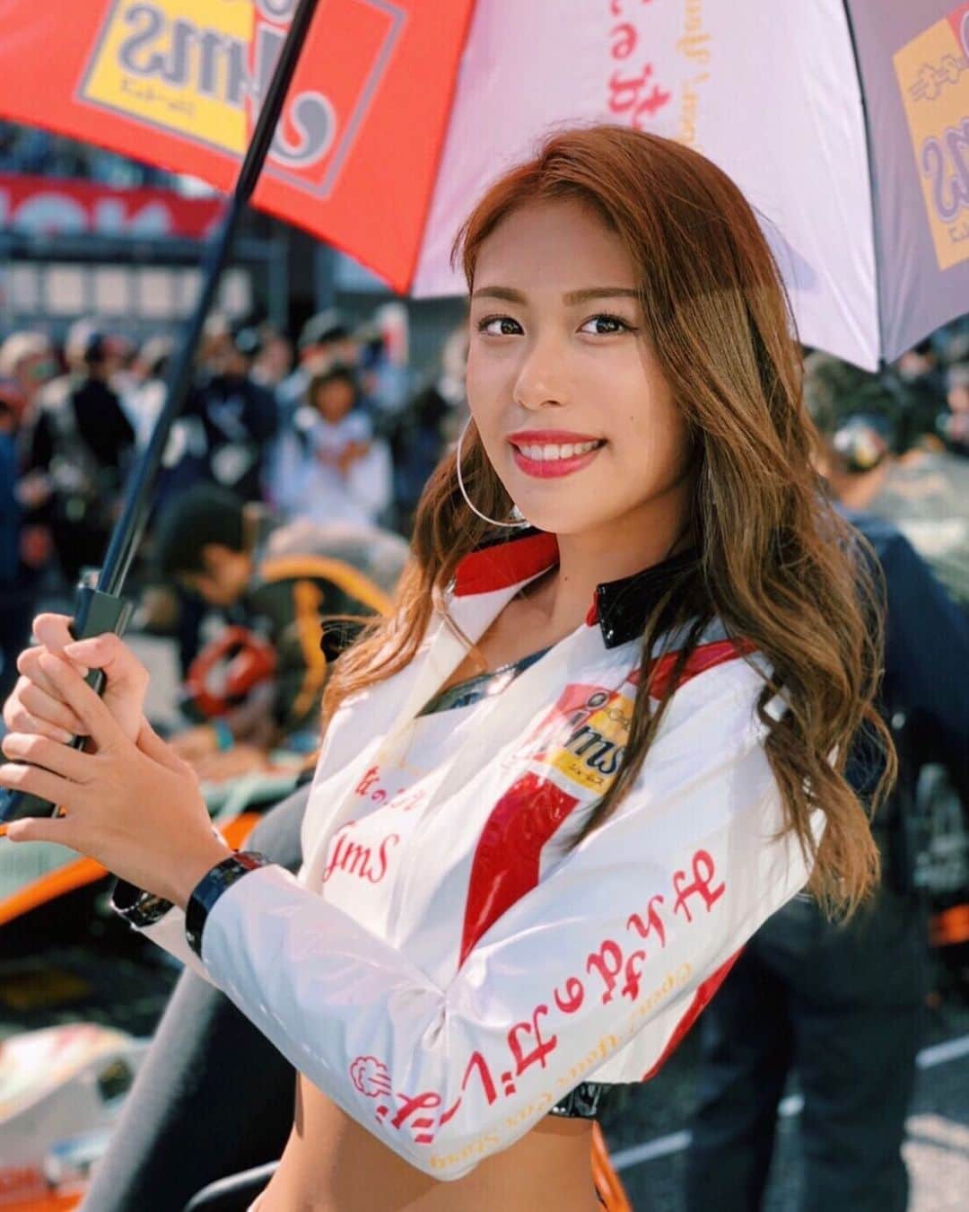 澤井玲未のインスタグラム：「お久しぶりの投稿に過去写真🤳🏁 2年前SFだったみたい🥰 レース観にサーキット行きたいな🥺🏎 #過去写真#superformula#supergt#jmsgaragegirls#jmsgg#racequeen#circuit#レースクイーン#レース#懐かしい#コスチューム#gt500」