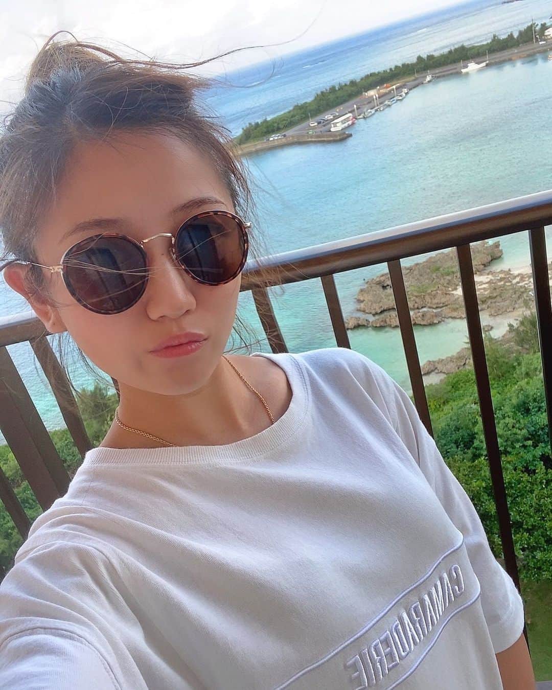 あやなのインスタグラム：「今年の夏は大好きな海に全然行けなかったな💦 でも宮古島の海は綺麗すぎた🏝 . . #宮古島 #海 #夏 #思い出 #綺麗だった #また行きたい #海すきな人と繋がりたい」