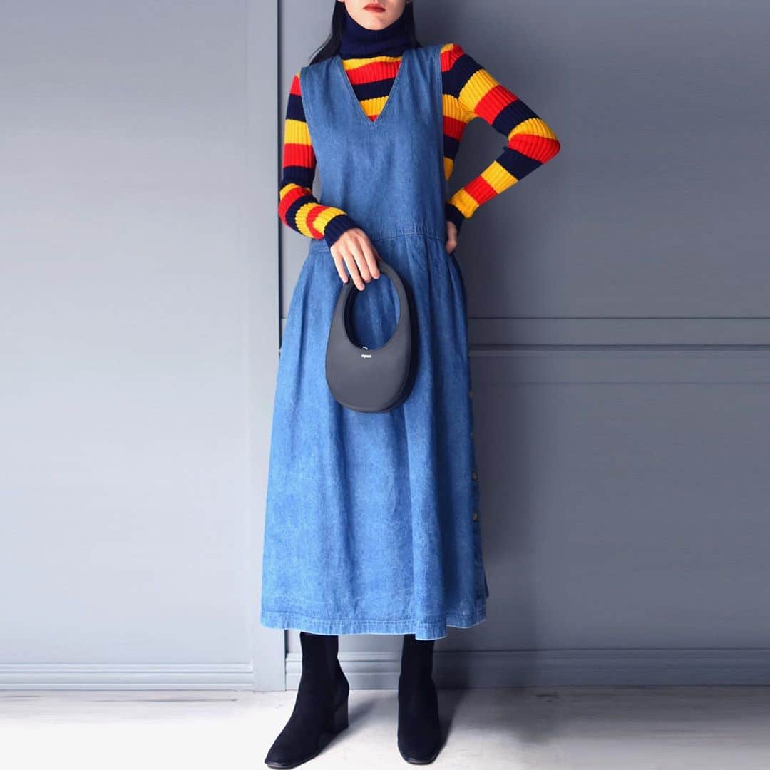 のインスタグラム：「-「USED&VINTAGE」Now on sale-  We began to order in easy way for oversea customers. Please check it. https://sister-tokyo.com  #sister_tokyo #used #vintage #sisterusedselection #onepiece #dress #hat #coperni #blanceyewear #gucci」