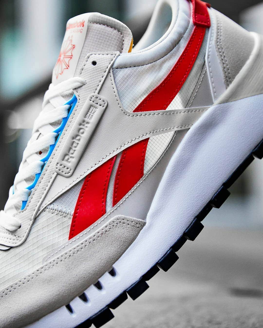 FOOTASYLUMさんのインスタグラム写真 - (FOOTASYLUMInstagram)「From the 70's to the now. The timeless @reebokclassics running sneaker is back in a modern update and technical refresh.   Get the Reebok Classic Legacy in 4 colourways online now! #Footasylum #Reebok」10月28日 17時11分 - footasylum