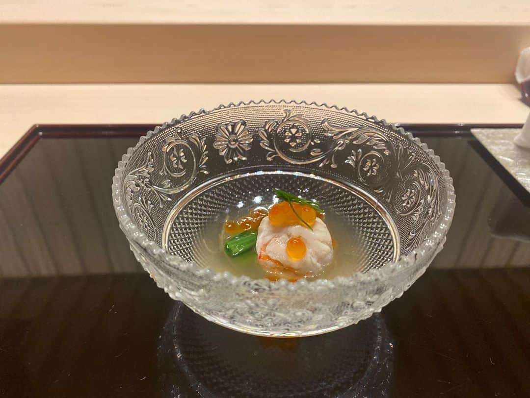 菅原沙樹さんのインスタグラム写真 - (菅原沙樹Instagram)「ネタはもちろん、シャリがビックリするほど美味しかった昨夜のお寿司。 #武蔵byアマン」10月28日 17時52分 - saki313apo