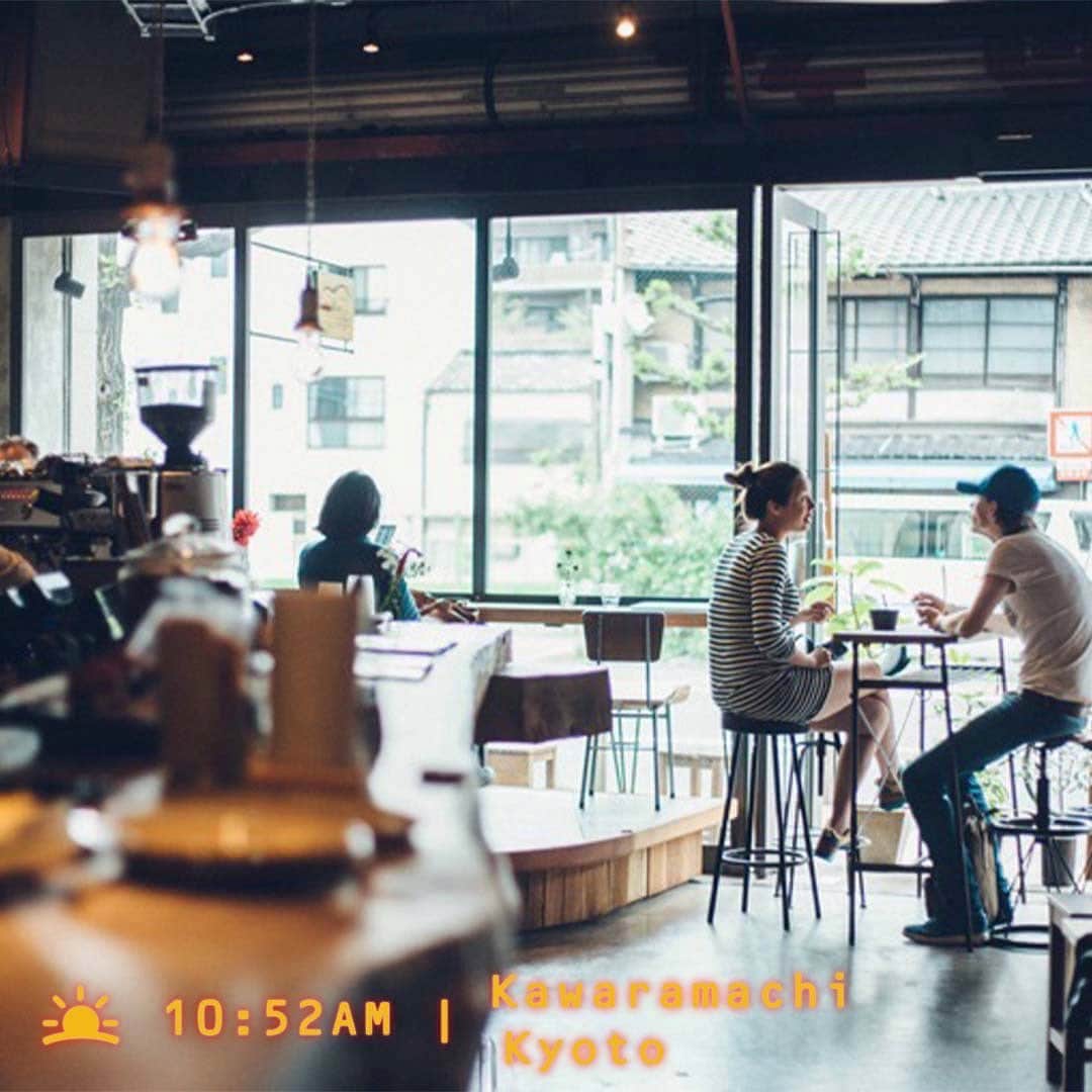 HereNowさんのインスタグラム写真 - (HereNowInstagram)「Stay overnight or just stop by for a coffee at this popular Kyoto hostel  ：Len KYOTO KAWARAMACHI（Kyoto）  "On the first floor, the tasteful balance of wood and concrete results in a relaxing atmosphere. The second floor features a shared living space for guests only where you can find a peaceful and quiet environment to unwind. It’s nice that the hostel is within walking distance of Kyoto’s business and shopping district. Also, they regularly hold music events here." HereNow editor  #herenow #herenowkyoto #kyoto #instajapan #japantour #explorejapan #京都 #京都観光 #京都旅行 #교토 #교토여행 #일본여행 #日本旅遊 #likeforfollow #like4likes #likelike #instapassport  #breakfastideas #breakfast #foodporn #food #foodphotography #foodstagram #foodie #healthylifestyle #morning #morningvibes」10月28日 18時41分 - herenowcity