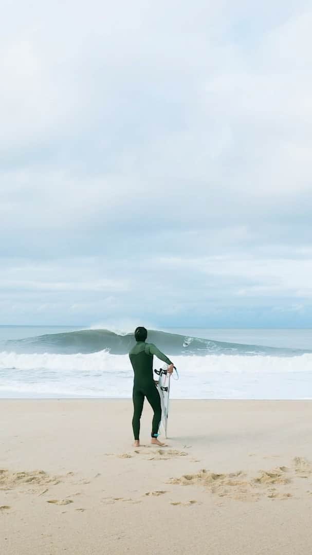 五十嵐カノアのインスタグラム：「My edit from January this year. Pre season surfing. Pre Covid 😂 by @tannercarney」