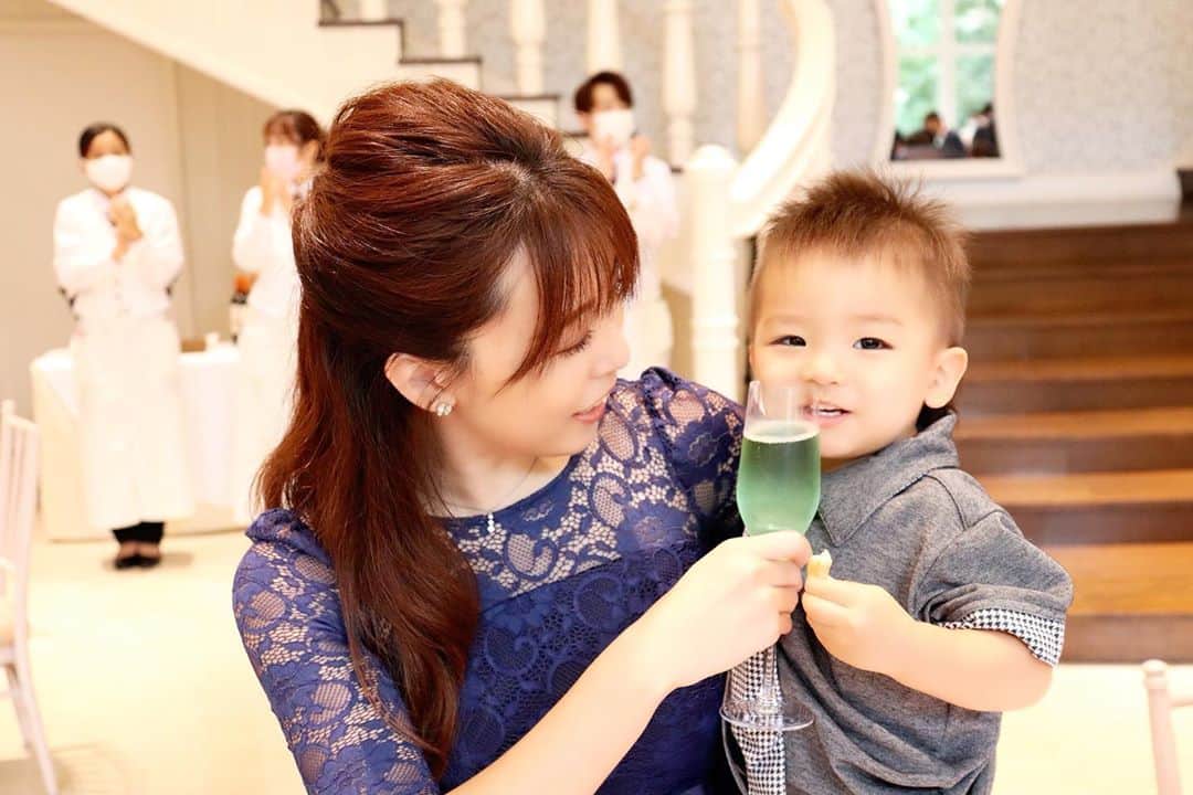 Momoeのインスタグラム：「. .  #happy #家事 #育児 #family #家族 #boy #smile #男の子 #息子 #code #love #lucky #kids #子供 #thankyou #宝物 #ベビー #fashion #follow #心 #縁 #パパ #ママ #家族写真 #男の子ママ #赤ちゃん」