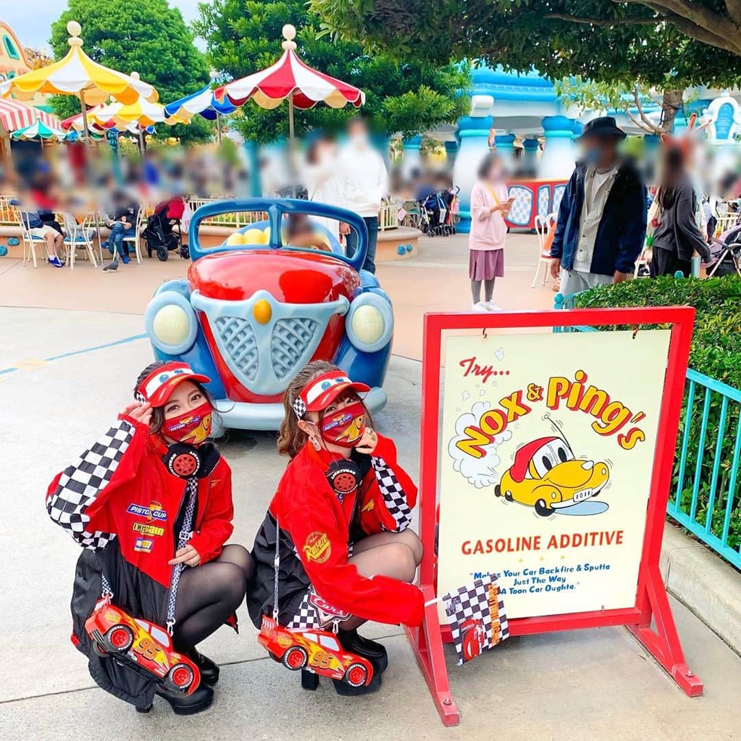 Kanaのインスタグラム：「ㅤ ㅤ カーズ投稿これで一旦終わりっ🚗🏁⚡️🏆❤️ ㅤ ㅤ 載せたいのたくさんあって 次何載せようか迷う🥺💭 ㅤ ㅤ ㅤ ㅤ ㅤ ㅤ ㅤ #saki__kana ㅤ #kana_disney ㅤ ㅤㅤ #東京ディズニーリゾート #東京ディズニーランド #ディズニーランド #トゥーンタウン #カーズ #マックィーン #マックィーンコーデ #ディズニーコーデ #ピクサー #ポップコーンバケット  #tokyodisneyresort #tdr #tokyodisneyland #tdl #toontown #cars #lightningmcqueen #mcqueen #pixar #disneyland」