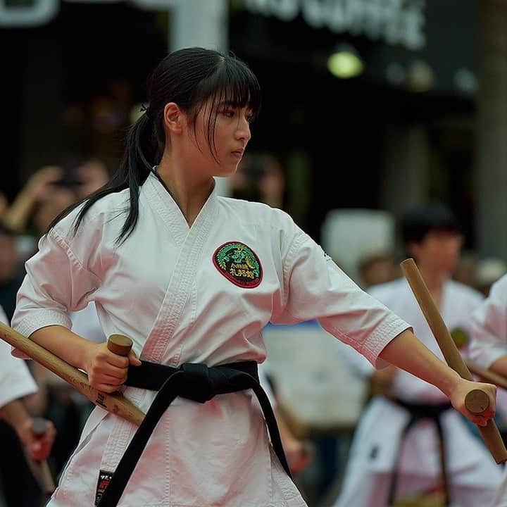 Be.okinawaさんのインスタグラム写真 - (Be.okinawaInstagram)「The martial art Karate, originated in Okinawa, is a Tokyo Olympic event which will be held in 2021. With the impact of the novel Corona Virus, conducting face-to-face training is difficult; however, establishment of an online training system has been underway. We hope all Karate practitioners around the world will stay healthy and challenge yourself in training. We look forward to seeing you again in Okinawa.  Hold on a little bit longer until the day we can welcome you! Experience the charm of Okinawa at home for now! #okinawaathome #staysafe  Tag your own photos from your past memories in Okinawa with #visitokinawa / #beokinawa to give us permission to repost!  #karate #traditionalperformingarts #空手 #伝統文化 #空手道 #傳統文化 #가라테 #전통문화 #japan #travelgram #instatravel #okinawa #doyoutravel #japan_of_insta #passportready #japantrip #traveldestination #okinawajapan #okinawatrip #沖縄 #沖繩 #오키나와 #旅行 #여행 #打卡 #여행스타그램」10月28日 19時00分 - visitokinawajapan