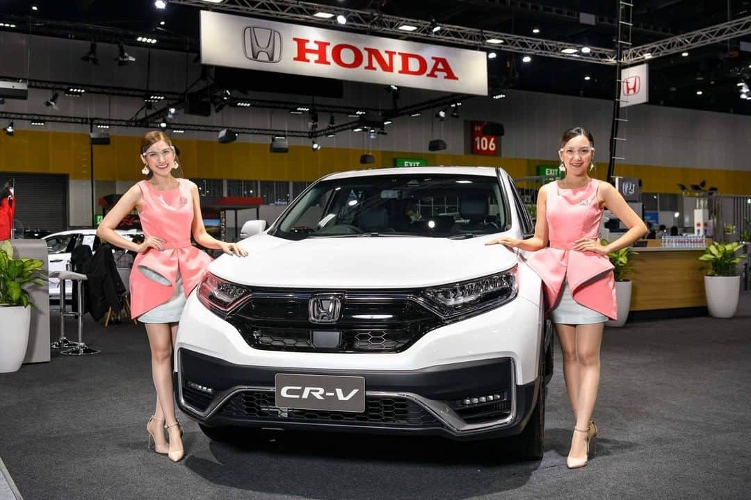 EnjoyHondaThailandさんのインスタグラム写真 - (EnjoyHondaThailandInstagram)「พบกับ New Honda CR-V, The City Turbo, Honda Civic และ Honda Accord Hybrid TECH ได้ในงาน Fast Auto Show Thailand 2020 พร้อมรับข้อเสนอสุดพิเศษสำหรับรถยนต์ Honda ทุกรุ่น ตั้งแต่ 28 ต.ค. 63 – 1 พ.ย. 63 ที่ บูทฮอนด้า (B04) ฮอลล์ 106 ไบเทค บางนา และรับข้อเสนอพิเศษเดียวกันได้ที่โชว์รูมฮอนด้าทั่วประเทศ  #HondaThailand」10月28日 19時00分 - hondathailand