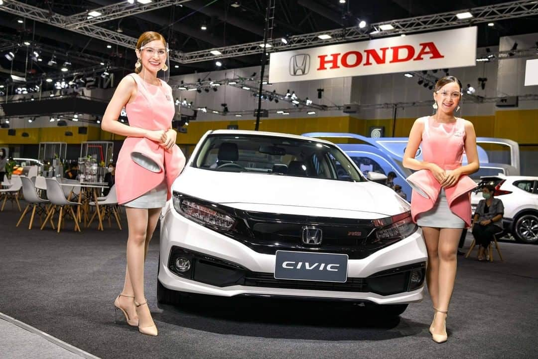 EnjoyHondaThailandさんのインスタグラム写真 - (EnjoyHondaThailandInstagram)「พบกับ New Honda CR-V, The City Turbo, Honda Civic และ Honda Accord Hybrid TECH ได้ในงาน Fast Auto Show Thailand 2020 พร้อมรับข้อเสนอสุดพิเศษสำหรับรถยนต์ Honda ทุกรุ่น ตั้งแต่ 28 ต.ค. 63 – 1 พ.ย. 63 ที่ บูทฮอนด้า (B04) ฮอลล์ 106 ไบเทค บางนา และรับข้อเสนอพิเศษเดียวกันได้ที่โชว์รูมฮอนด้าทั่วประเทศ  #HondaThailand」10月28日 19時00分 - hondathailand