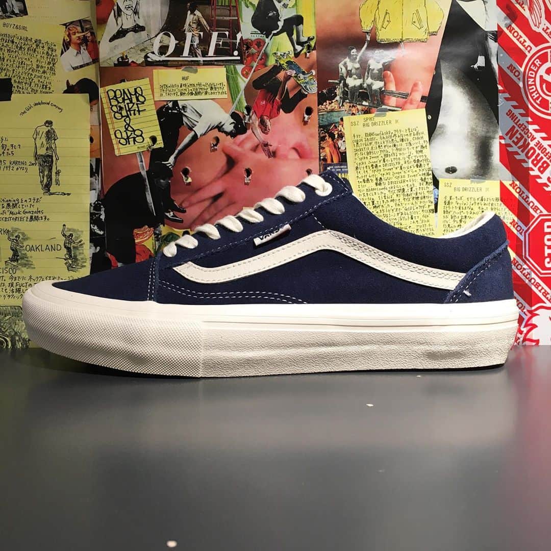 のインスタグラム：「＜VANS＞ Mens Old Skool Pro ¥11,000+TAX Item No.11-31-2869 BEAMS JAPAN 2F ☎︎03-5368-7317 @beams_japan #vans #beams #beamssurfandsk8 #beamsjapan #beamsjapan2nd Instagram for New Arrivals Blog for Recommended Items」