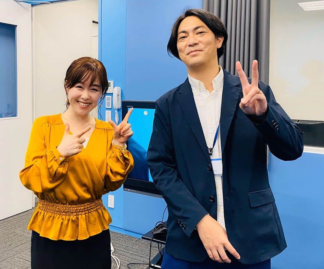 片桐千晶さんのインスタグラム写真 - (片桐千晶Instagram)「⁑ ナレーションのお仕事でした🎤 ご依頼元の担当者がなんと大学の部活の同期‼️ 一緒に仕事する日が来るなんて...✨ 感慨深いです🤣 お互い大人になりました🌟  #筑波大学 #体育会軟式庭球部 #桐の葉 #同期」10月28日 19時28分 - chiaki.katagiri333