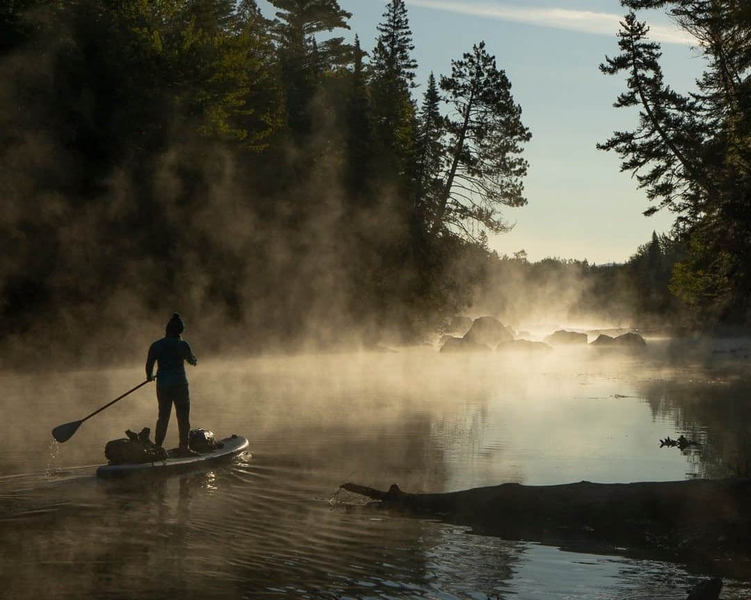 ナショナルジオグラフィックさんのインスタグラム写真 - (ナショナルジオグラフィックInstagram)「Photo by @timlaman / Morning mist rises from the Moose River in western Maine, where my daughter Jessica and I enjoyed a three-day, forty-plus-mile paddleboard adventure in September.  The early morning light was a highlight of the trip. As a Nat Geo photographer whose projects are mostly related to rainforest wildlife, I’ve missed a lot of fieldwork due to the pandemic. But on the other hand, I’m having a chance to explore more of New England, where I live…got to look on the positive side. Follow my adventures @TimLaman. #Maine #mist #SUP #supexpedition」10月28日 19時38分 - natgeo