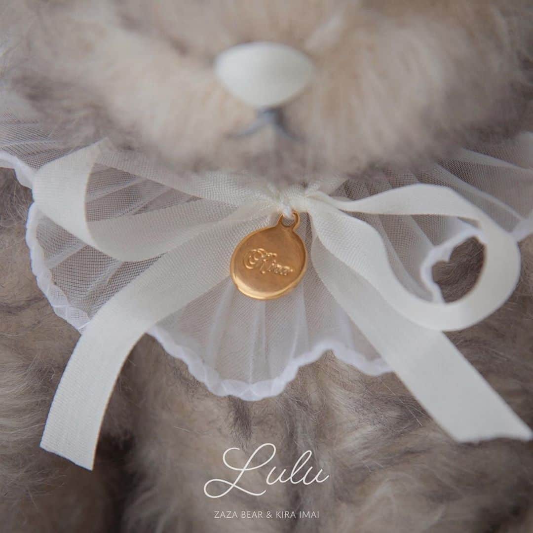 今井キラさんのインスタグラム写真 - (今井キラInstagram)「𝐿𝑢𝑙𝑢﻿ ﻿ 真珠という意味のコラボベア「Lulu」が10/30からZaza BearさんのWebStoreで発売になります🐻」10月28日 20時09分 - kiraimai