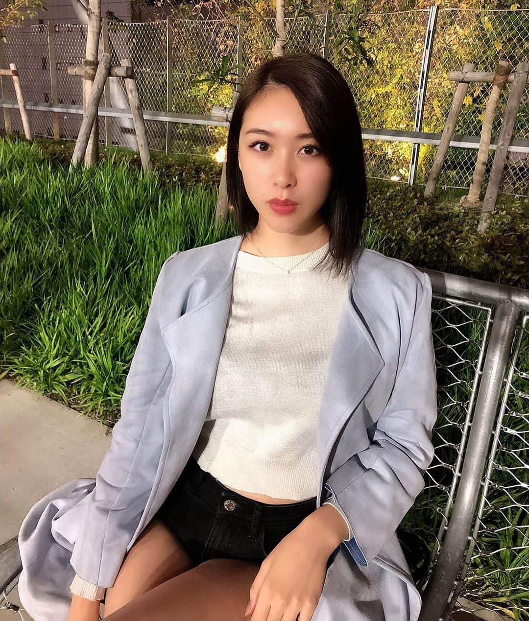 のインスタグラム：「. 今日少し暖かかったから短いの履いちゃった🌿 久しぶりの友達に会えて嬉しかったの🥰 . #new #cyberjapan #サイバージャパン #新人 #cjd_chiaki」