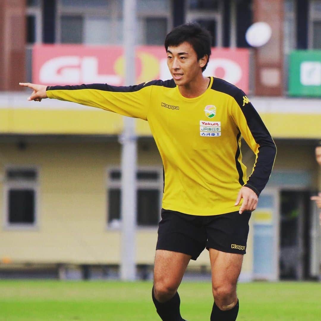 ジェフユナイテッド市原・千葉のインスタグラム：「本日のユナパの様子をお届け💁🏻‍♂️✨ WIN BY ALL❗️  #jefunited #ジェフ千葉 #ユナパ #ユナパレポ #ユナイテッドパーク #WINBYALL #UNITED」