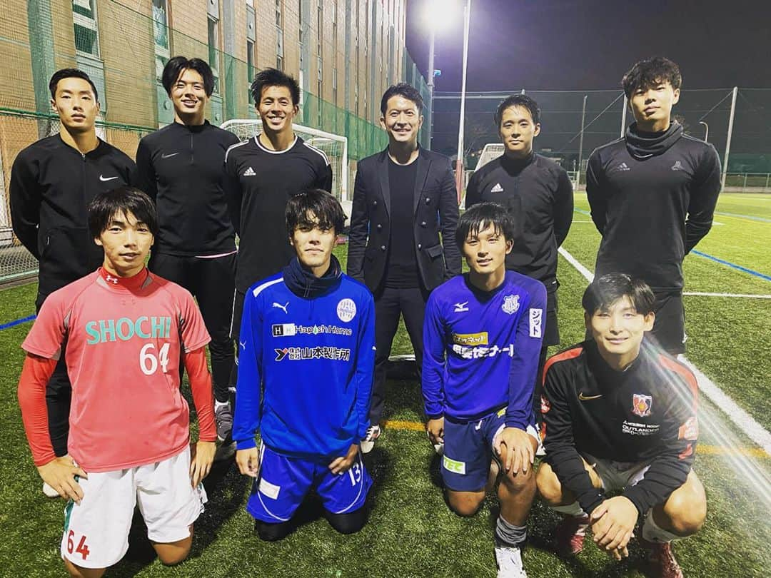 太田吉彰さんのインスタグラム写真 - (太田吉彰Instagram)「関東学院大学サッカー部さんへ。　 サッカー部のみなさんありがとうございました。 #アスリート支援  #neutralマウスガード #関東学院大学 #サッカー」10月28日 21時05分 - yoshiakiohta09