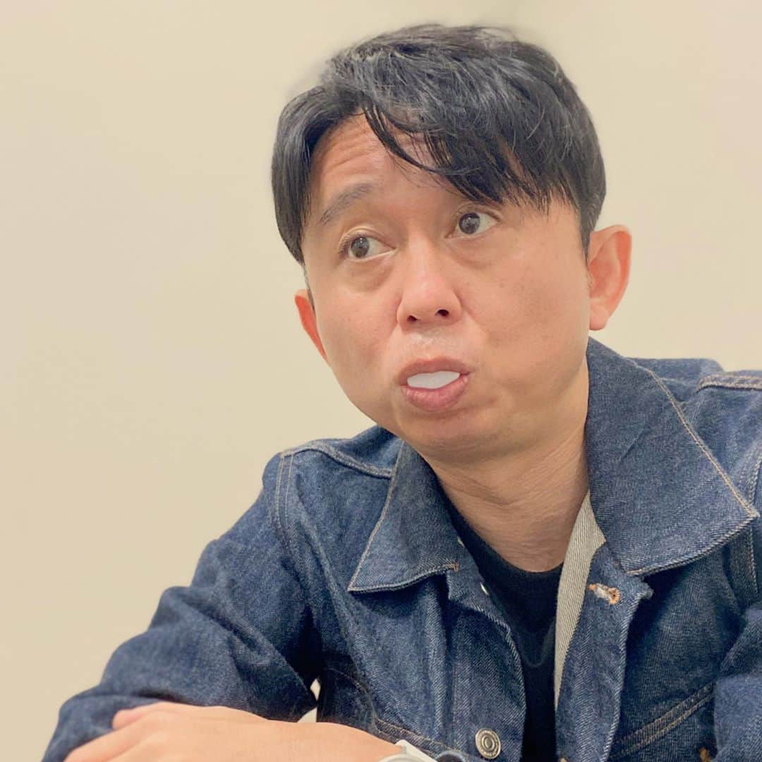 有吉弘行さんのインスタグラム写真 - (有吉弘行Instagram)「歯が白過ぎる奴とは距離を保つ。」10月28日 21時12分 - ariyoshihiroiki