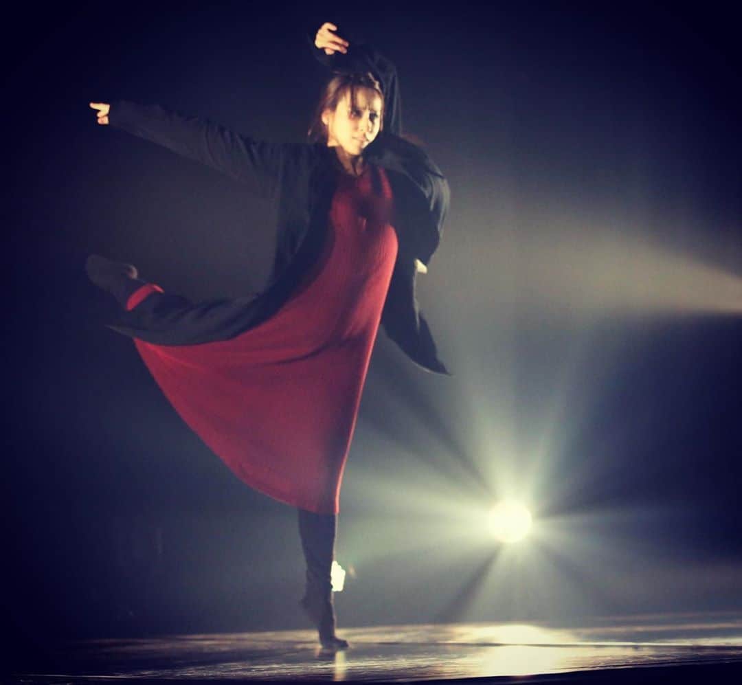 池田美佳さんのインスタグラム写真 - (池田美佳Instagram)「LIVE配信公演 明日からです。  配信¥3000 購入トップページのURLへ  〜〜〜〜〜〜〜〜〜  第一線で活躍するプロダンサー、プロアーティストが出演する舞台での無観客公演﻿ ﻿ VIRTUAL PLEMIUM SHOW TIME Vol.2﻿ @nekturez   出演決定中のプロダンサー、プロアーティスト﻿ ﻿ ジャグリング世界一受賞﻿ ジャグリングアーティスト﻿ 望月ゆうさく﻿ ﻿ 綱渡り日本記録保持者＆体操日本一受賞﻿ サーカスアクロバット﻿ 叶結（かなうのっと）﻿ ﻿ モダンダンスコンクール日本一位 コンテンポラリー﻿ 池田美佳﻿ ﻿ 全日本一輪車大会優勝、世界大会年齢別二位受賞、一輪車クラブ監督﻿ Koyumi﻿ ﻿ ベリーダンススタジオSHURU主宰﻿ Runa﻿ ﻿ ダンス公演「REASON WHY」主催﻿ ストリートダンス﻿ YOSHINORI﻿ ﻿ アフリカンダンス﻿ アフリカ舎﻿ ﻿ 歌手﻿ ICHRO TOKYO﻿ ﻿ 軟体曲芸アーティスト﻿ コントーション﻿ ash﻿ ﻿ 単独公演ノスタルジックス主催﻿ ジャズダンス﻿ 新藤静香﻿ ﻿ 唯一無二のフリースタイルチーム﻿ KEMURI(YOH＋Hagri)﻿ ﻿ ジャズダンスコンクール日本一位＆文部科学大臣賞受賞﻿ ジャズダンス﻿ Ken(Z)﻿ ﻿」10月28日 21時24分 - mikaring72