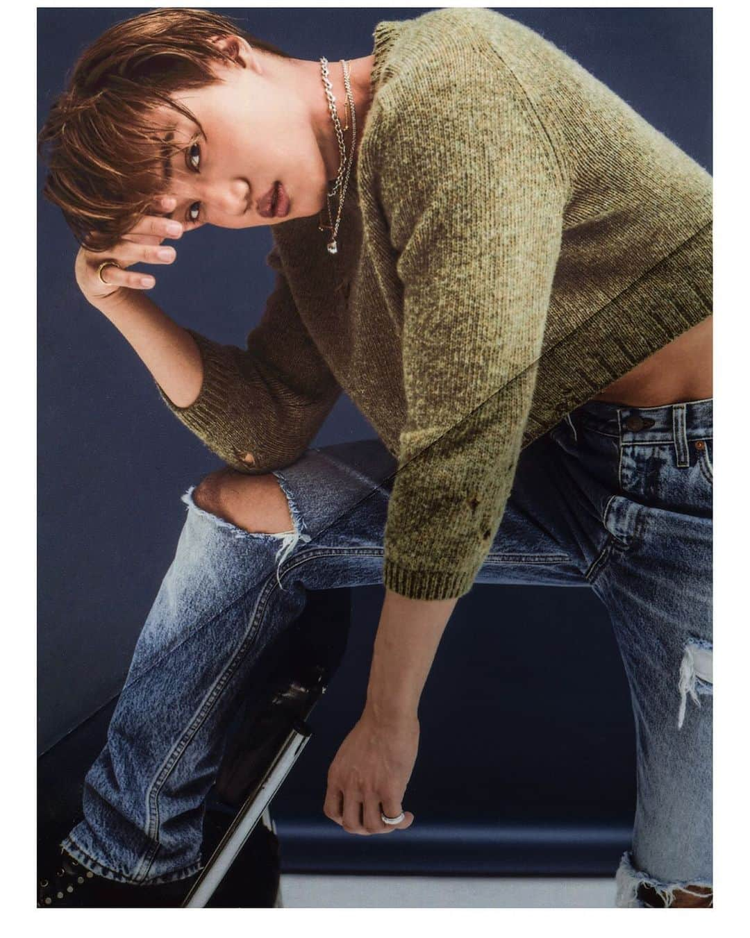 Flaunt Magazineさんのインスタグラム写真 - (Flaunt MagazineInstagram)「Kai (@zkdlin) of @SuperM wears @Gucci sweater, jeans, and shoes, and @Isabella_Etou necklaces for the supergroup's Chaos and Calm campaign digital cover story. ⠀⠀⠀⠀⠀⠀⠀⠀⠀ See more on flaunt.com ⠀⠀⠀⠀⠀⠀⠀⠀⠀ Photographed by @YoonooKim Styled by @AeriYun Hair by @Blow__Jungho, @bit.boot_naejoo, #SongHeeHan, #JiSeonLee Makeup: #JiyoungKim, @SuhYun.Makeup ⠀⠀⠀⠀⠀⠀⠀⠀⠀ #Kai #SuperM #ChaosandCalm #FlauntMagazine」10月29日 7時15分 - flauntmagazine