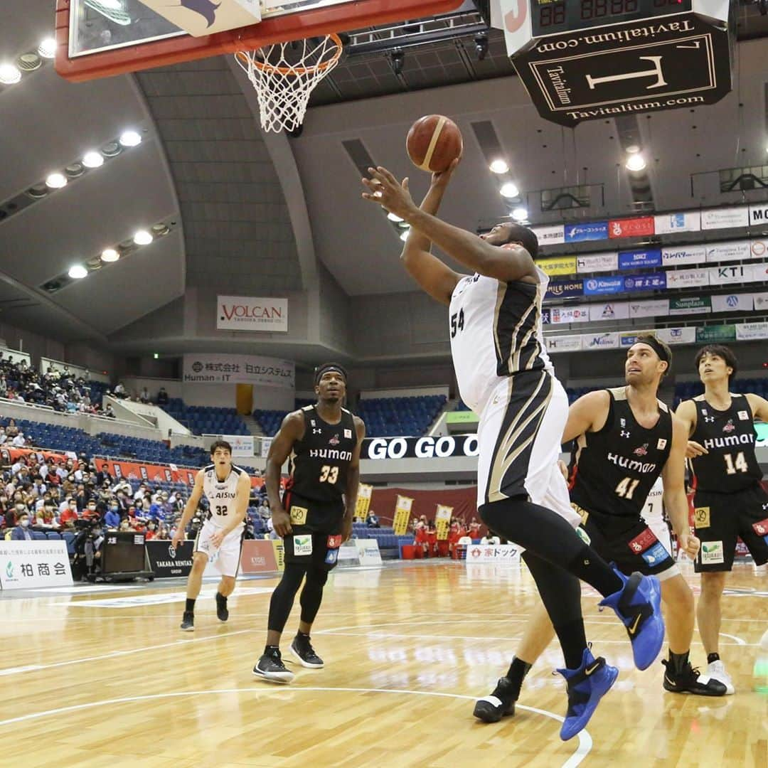 シーホース三河さんのインスタグラム写真 - (シーホース三河Instagram)「10/28（水）大阪戦 #PHOTO 三河 76 - 98 大阪 #fightfor_ #シーホース三河 #Bリーグ」10月29日 0時03分 - go_seahorses