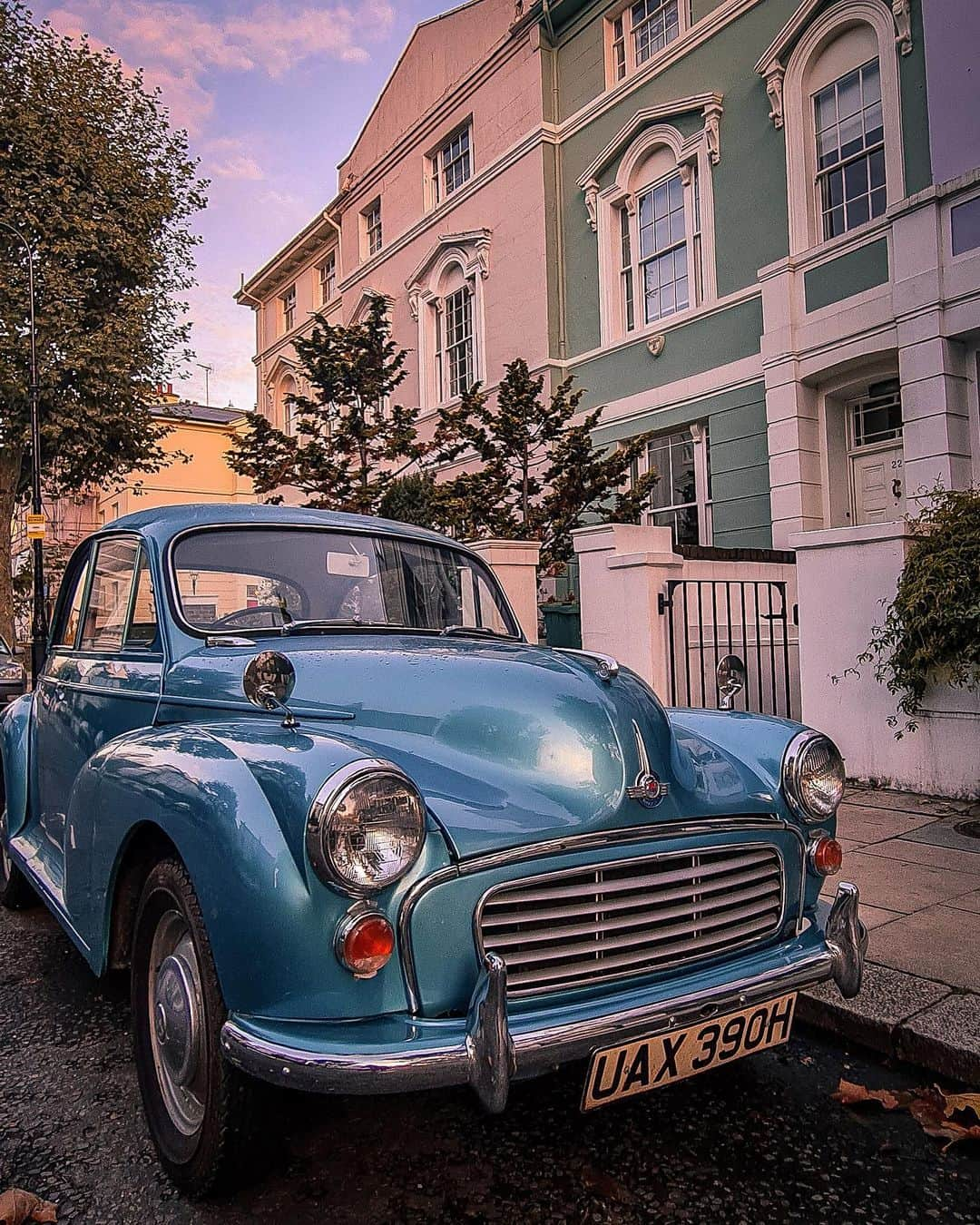 @LONDON | TAG #THISISLONDONさんのインスタグラム写真 - (@LONDON | TAG #THISISLONDONInstagram)「#PrimroseHill & #RegentsPark series by @shotsdr 😱🤩🥰 Stunning shots! What a city! 🙌🏼🙌🏼  ___________________________________________  #thisislondon #lovelondon #london #londra #londonlife #londres #uk #visitlondon #british #🇬🇧 #londoncars」10月29日 0時57分 - london