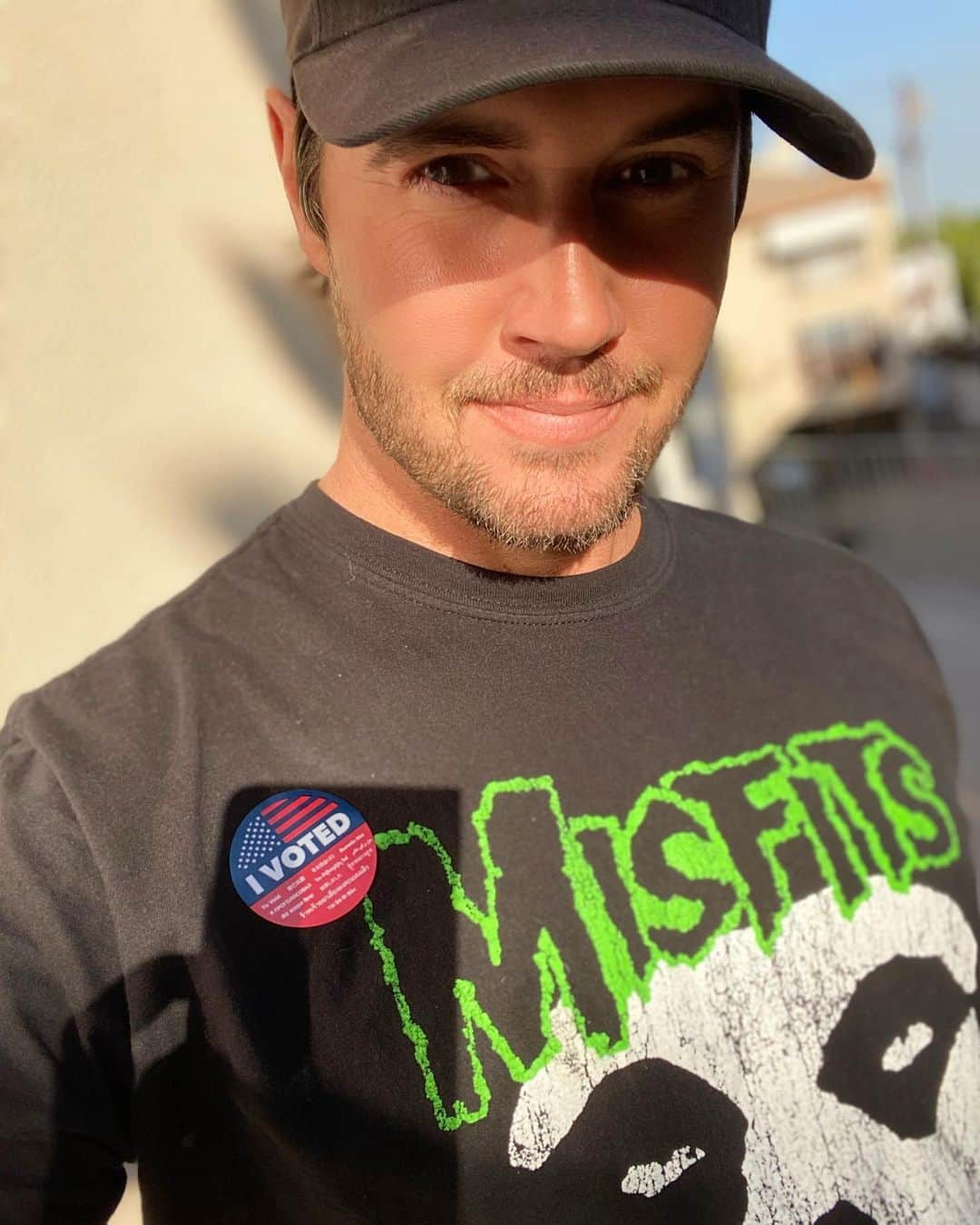 ポール・ノートンさんのインスタグラム写真 - (ポール・ノートンInstagram)「Voting is our RIGHT but it’s also our PRIVILEGE! Go VOTE!」10月29日 1時14分 - paulnortonhair