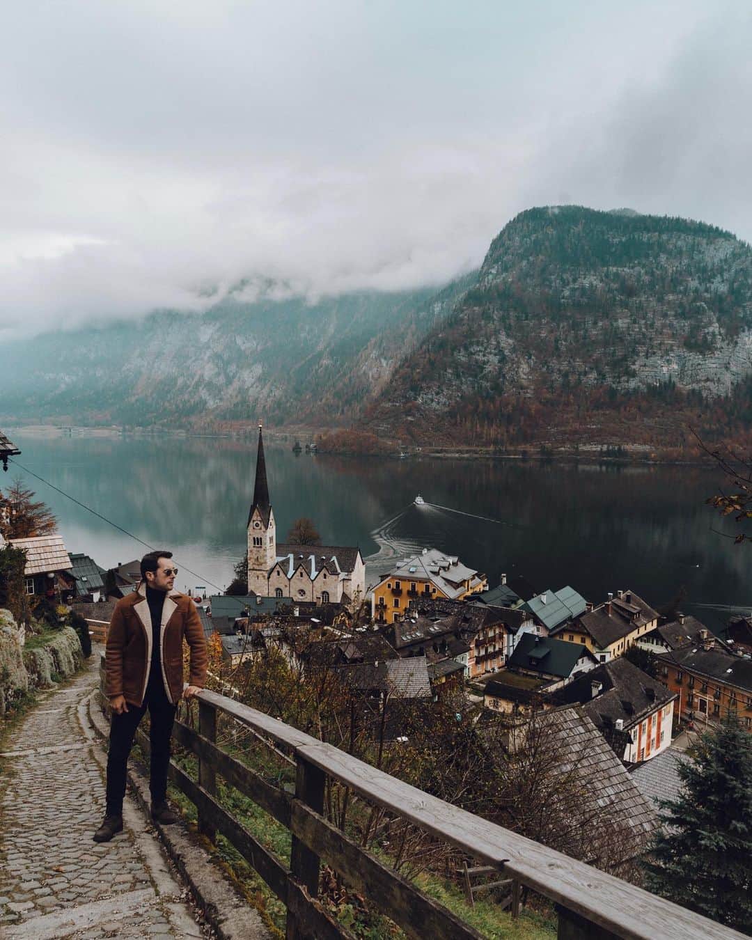 Sezgin YILMAZのインスタグラム：「wanderlust; a very strong desire to travel and explore the world.」