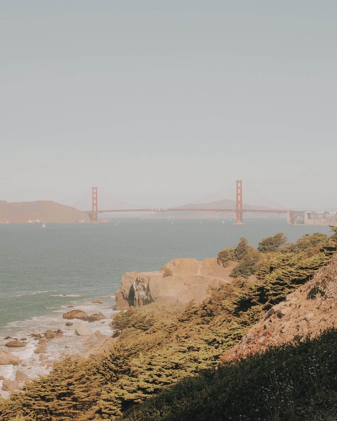 W E Y L I Eのインスタグラム：「How gorgeous is San Francisco?! 🌉」
