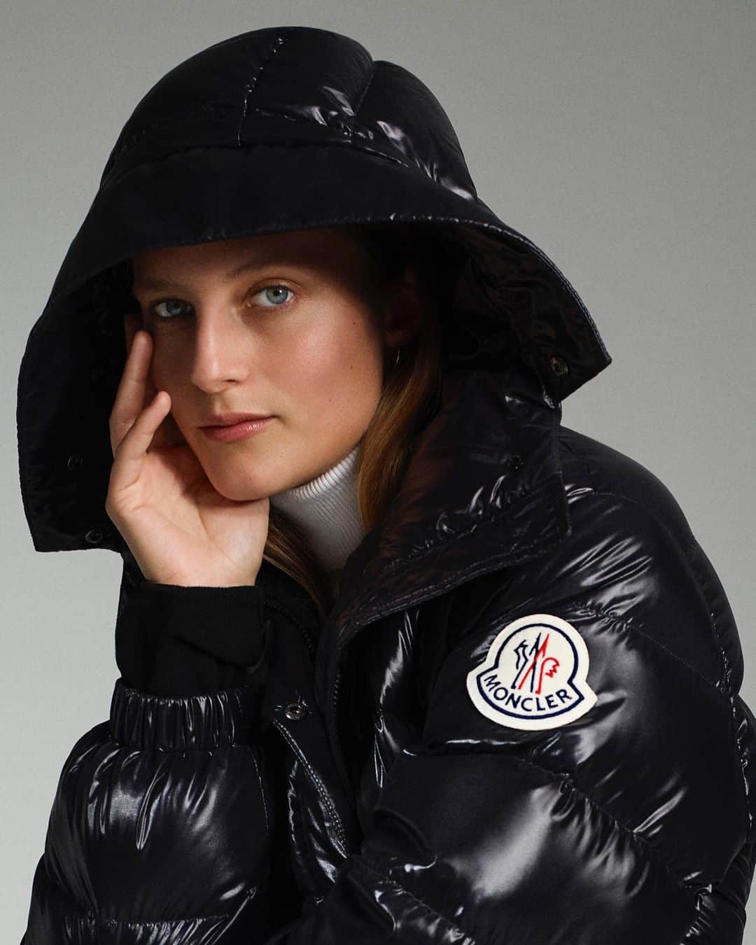 のインスタグラム：「What makes an icon?   An icon stands the test of time.  An icon inspires.  An icon stays true to its principles - and its purpose.   The Ilur Jacket is a Moncler icon, advancing the legacy.  Moncler: Protecting from the elements since 1952.  #WeAllWearMoncler」