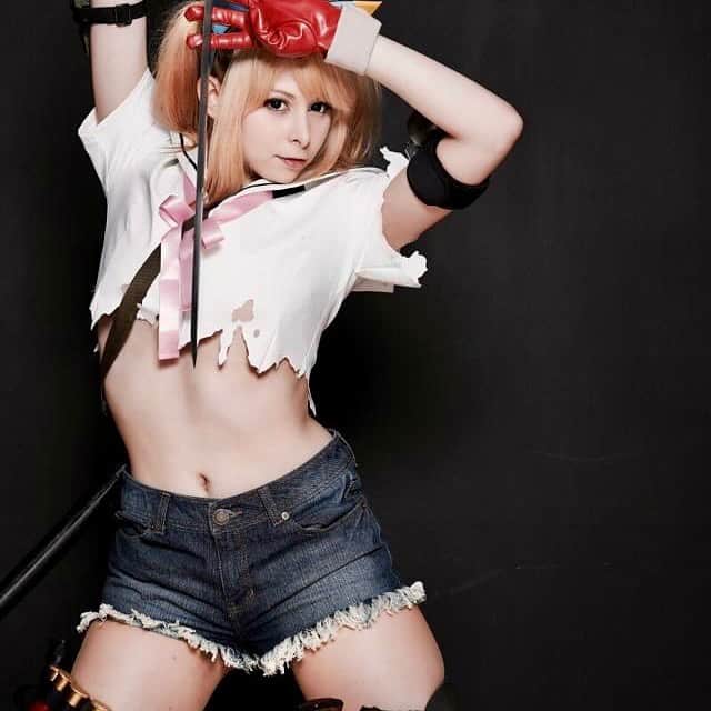 ユリコ・タイガーのインスタグラム