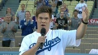 のインスタグラム：「Let’s go DODGERS! I’ve got to do some cool stuff with the @dodgers over the years. The first pic is me singing the national anthem while starting into the soul of America and the second pic is me and the Dew’d crew kicking it  in the dugout post getting into a fist fight over who got to throw the first pic. Big congrats to the World Champs the Los Angeles @dodgers !!!」