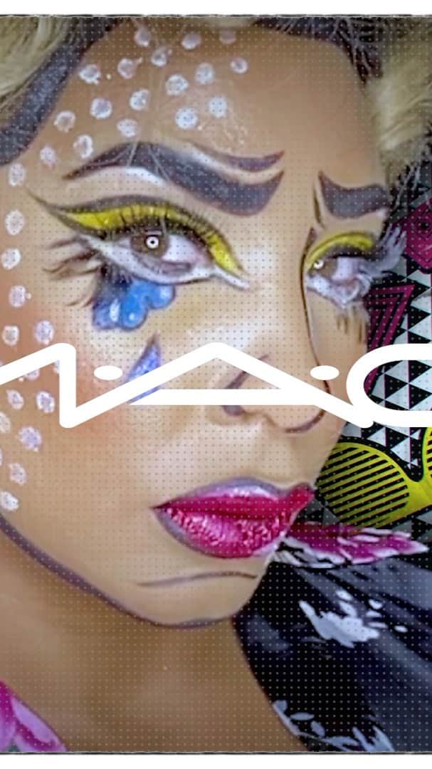 のインスタグラム：「@natinalondon “wanted to show just how easy it is to get involved in Halloween, with makeup products you might already have in your makeup bag” Watch as Natalie brings the pop art world to Halloween   TRY the look at home using: 🖤Art Library Palette It’s Designer 💙Viva Glam 26 Rosalía 💛Brushstoke 24-Hour Liner in Brushblack  💚Pro Longwear Fluidline Gel in Blacktrack  #MACHalloween #MACCosmeticsUK #MACCosmetics #HalloweenFromHome #HalloweenMakeup #HalloweenGlam #HalloweenLook #HalloweenInspiration」