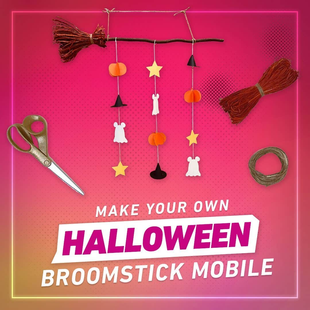 Disney Channelさんのインスタグラム写真 - (Disney ChannelInstagram)「Get your home ready for the spooky season with our DIY broomstick mobile! Follow the instructions below to make your own:  ✂️ Cut out spooky shapes 📃 Fold the pumpkins 🎩 Glue hat together 🧵 Attach to string 🧹 Create broom end 🎃 Tie on spooky shapes」10月29日 3時29分 - disneychannel