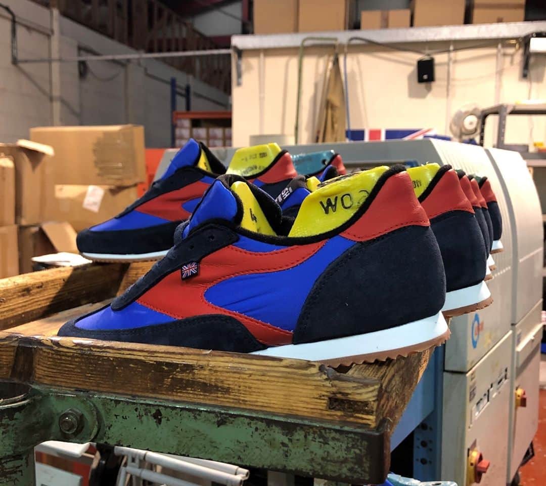 ウォルシュのインスタグラム：「The Invade Lite is back at Walsh 👌 . . . #normanwalshuk #normanwalsh #britishmanufacturing #madeinbritain #ukmfg #shoes #footwear #sneakers」