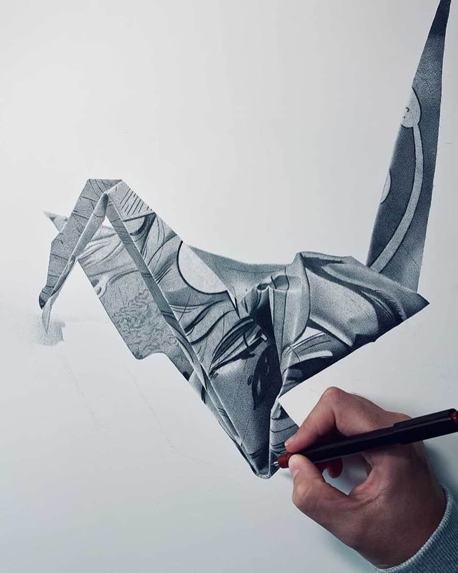 Art Collective Magazineさんのインスタグラム写真 - (Art Collective MagazineInstagram)「Check out this Amazing origami Crane using Dot-Work by @ericahummer 💥🖊  Definitely give her a follow for more ! #artnerdsupport #artnerd #artcollective #origami #crane #origamicrane #dotwork」10月29日 3時32分 - art_collective