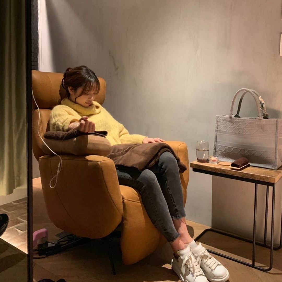 のインスタグラム：「💉 #cameraiphone」