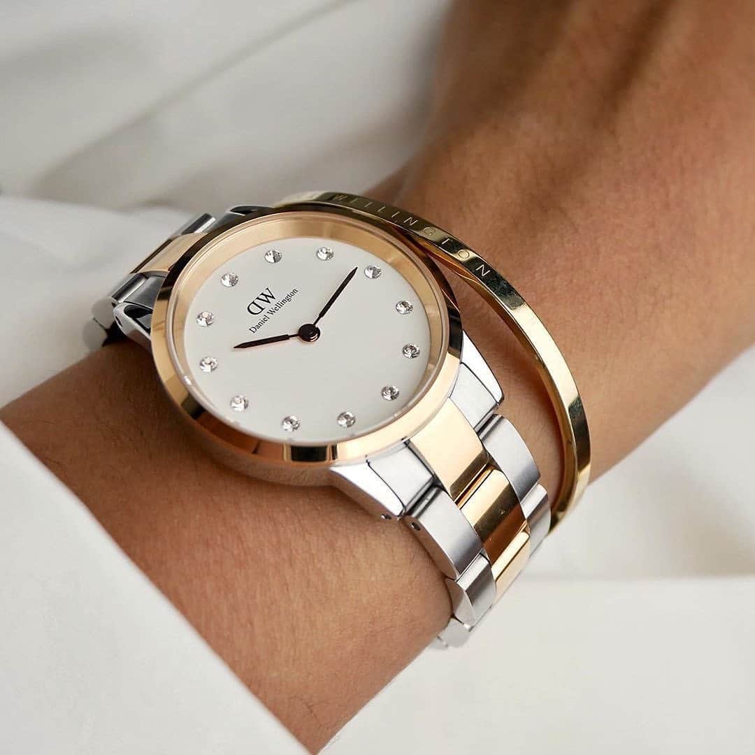 Style Fashion Luxuryのインスタグラム：「Special offer from @danielwellington Use the code  STYLEBOOK  for extra 15% off on Danielwellington.com」
