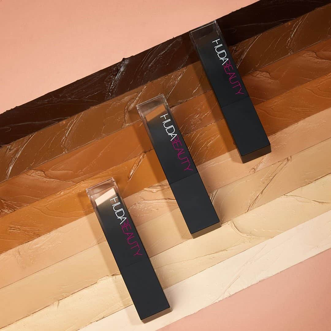 セフォラさんのインスタグラム写真 - (セフォラInstagram)「Get a flawless complexion with @hudabeauty’s new #FauxFilter Skin Finish Foundation Stick. You’ll love the lightweight finish, medium coverage, and easy, on-the-go application. Choose from 39 creamy, blendable shades 🙌🏿🙌🏽 Only at Sephora.」10月29日 5時05分 - sephora