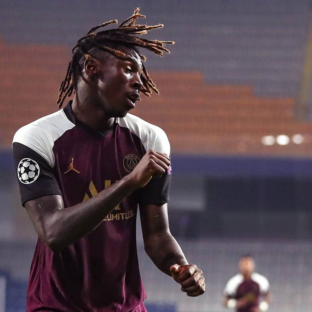 UEFAチャンピオンズリーグさんのインスタグラム写真 - (UEFAチャンピオンズリーグInstagram)「🇮🇹 👏 Moise #Kean is the youngest Italian player to score on his first #UCL start (20y 243d), overtaking Alessandro Del Piero (20y 308d).」10月29日 5時07分 - championsleague