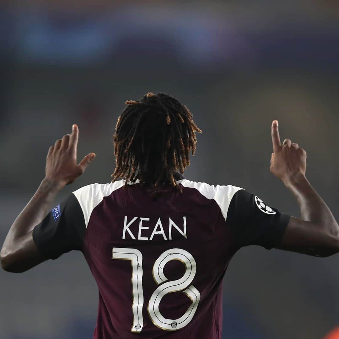 UEFAチャンピオンズリーグさんのインスタグラム写真 - (UEFAチャンピオンズリーグInstagram)「🇮🇹 👏 Moise #Kean is the youngest Italian player to score on his first #UCL start (20y 243d), overtaking Alessandro Del Piero (20y 308d).」10月29日 5時07分 - championsleague