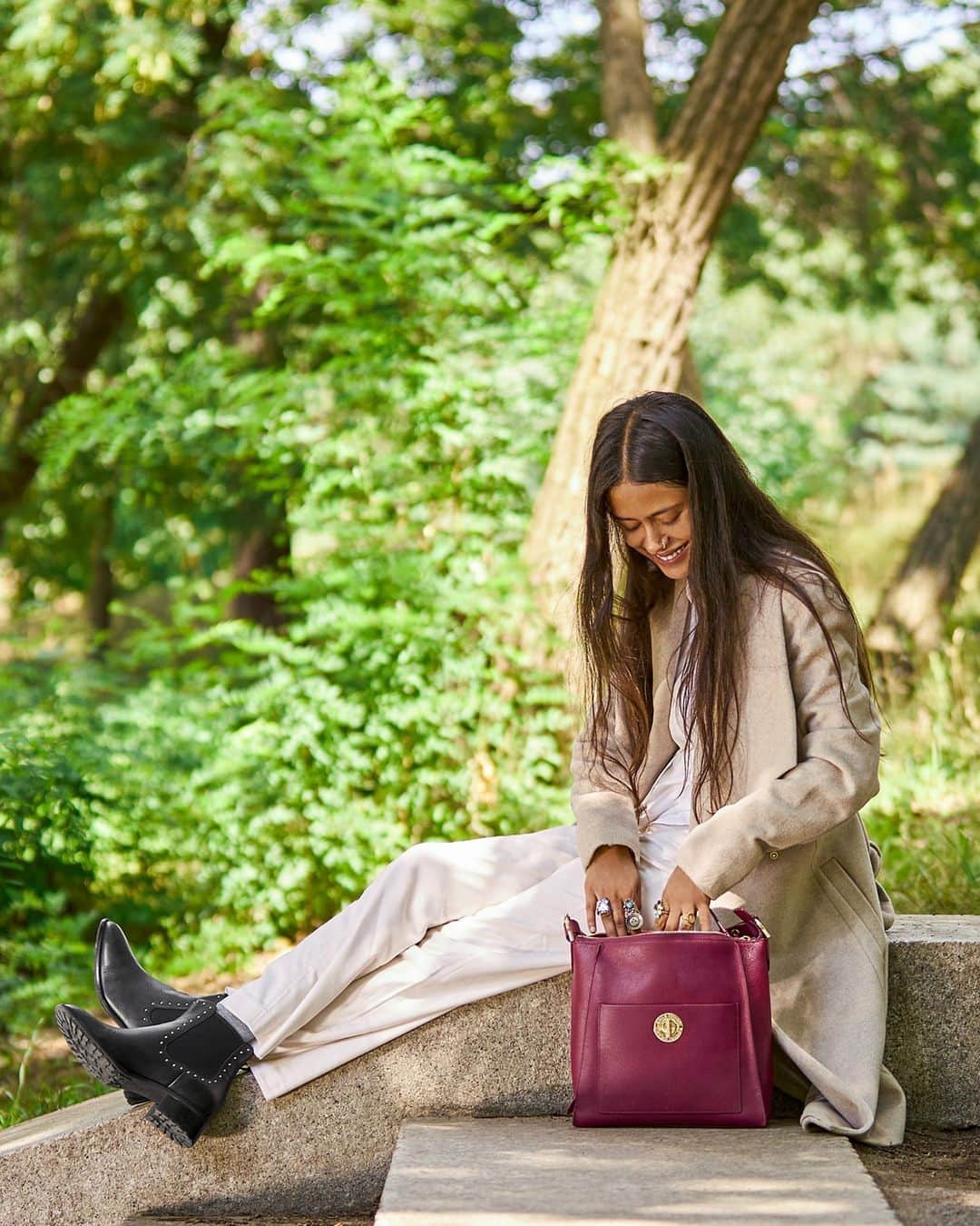 Cole Haanのインスタグラム：「A bag for every boot, a boot for every bag. Find the perfect combination of fall accessories.」