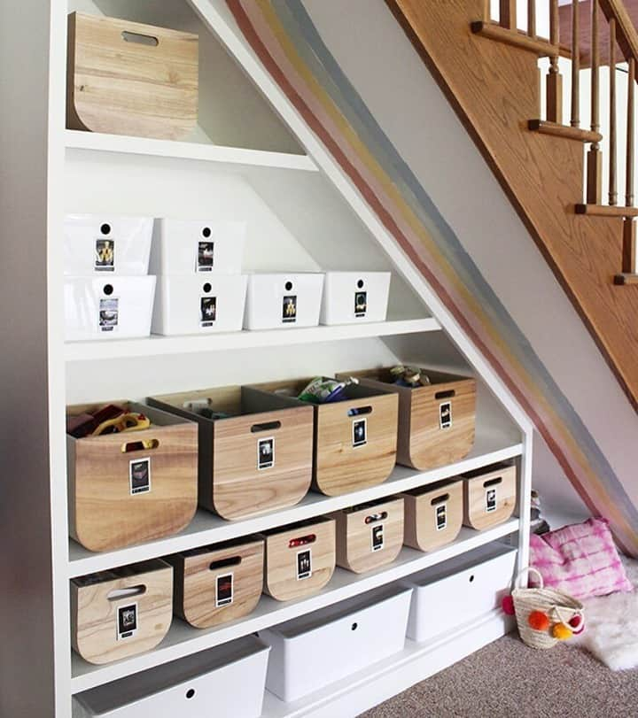 近藤麻理恵さんのインスタグラム写真 - (近藤麻理恵Instagram)「Tidy Hack: To make storage more kid-friendly, label containers with images rather than words, so little ones can easily identify what goes where. Brilliant, @laurenkostercreative!」10月29日 6時15分 - mariekondo