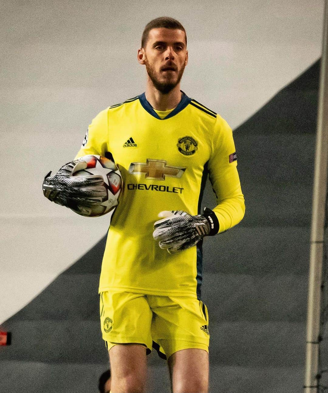 マンチェスター・ユナイテッドさんのインスタグラム写真 - (マンチェスター・ユナイテッドInstagram)「🟡 #DeGea 🟡 #MUFC #ChampionsLeague」10月29日 6時25分 - manchesterunited