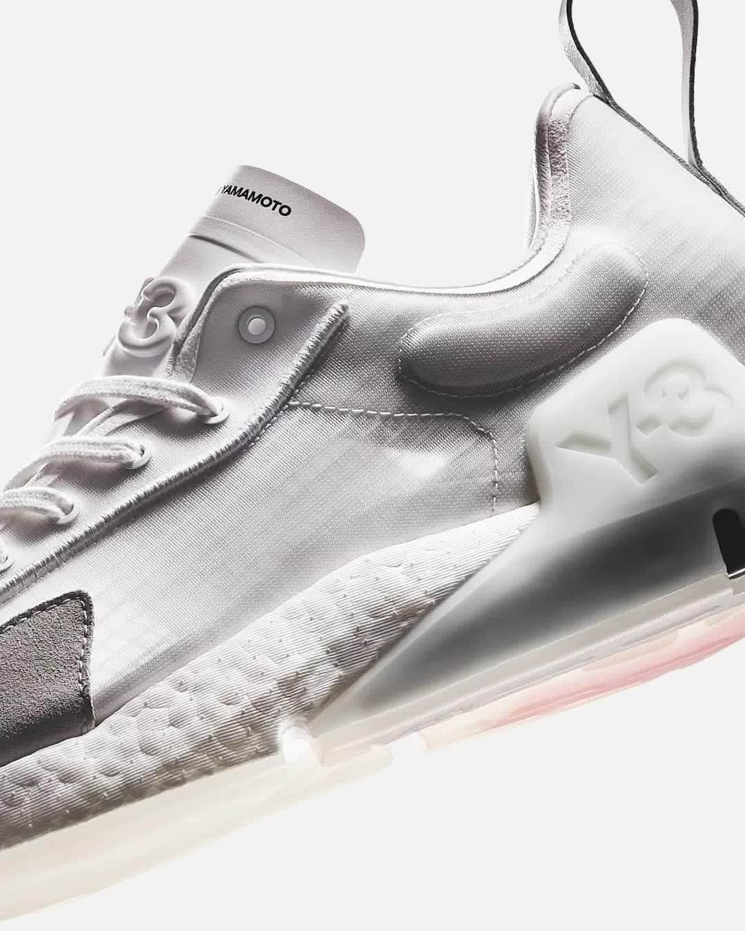ワイスリーのインスタグラム：「The Y-3 ORISAN sneaker launches today.  Featuring sheer mesh, suede accents and leather details, all three colourways complete the silhouette’s avant-garde look.  Available today at adidas.com/y-3 --- #adidas #Y3 #YohjiYamamoto」