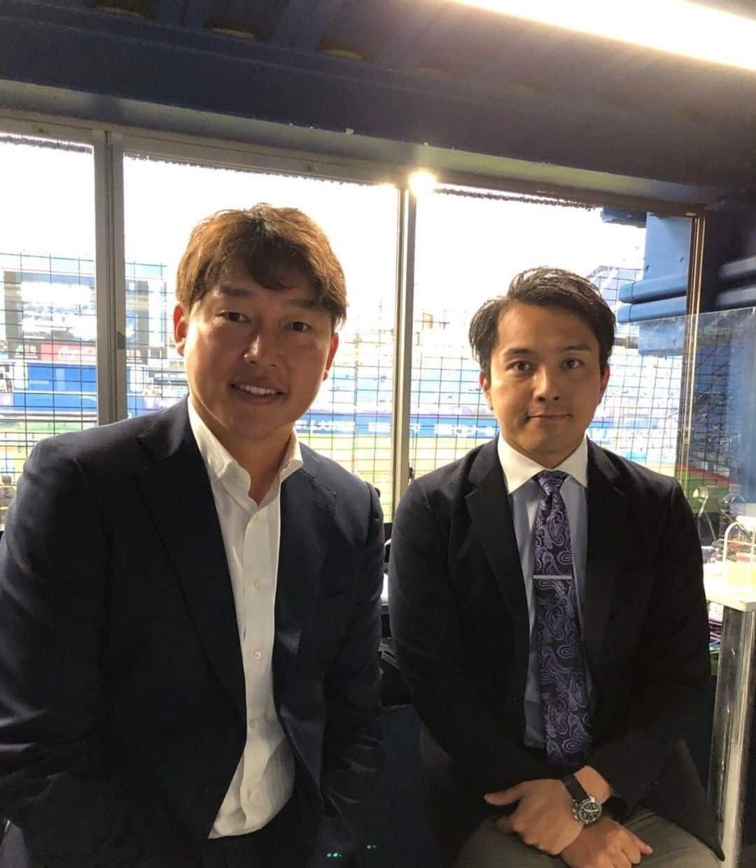 新井貴浩さんのインスタグラム写真 - (新井貴浩Instagram)「「解説」  本日は  BS-TBS S☆1 BASEBALL  「横浜DeNAベイスターズ × 読売ジャイアンツ」  の解説をさせていただきます！  実況 TBS 伊藤隆佑アナ  よろしくお願いします！！  ・ #TBS #S☆1 #横浜DeNAベイスターズ #読売ジャイアンツ #プロ野球 #解説 #横浜スタジアム #家族 #感謝 #新井貴浩」10月29日 17時11分 - araitakahiro_official