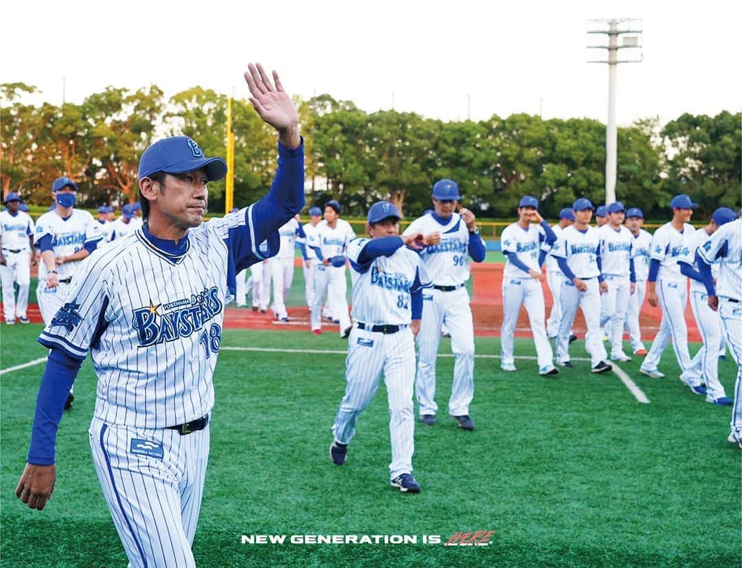 横浜DeNAベイスターズさんのインスタグラム写真 - (横浜DeNAベイスターズInstagram)「. ファームチームは本日の埼玉西武ライオンズとの試合を延長10回サヨナラ勝ちで締め、今シーズン全日程を終了しました。 #三浦大輔 ファーム監督のもと戦った今シーズンは42勝32敗2分の2位。 惜しくも優勝とはならずも、最後まで優勝争いを展開しました。 . #baystars」10月29日 17時46分 - baystars_official